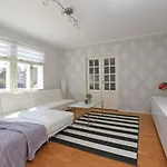 Holiday home And Private House In Center