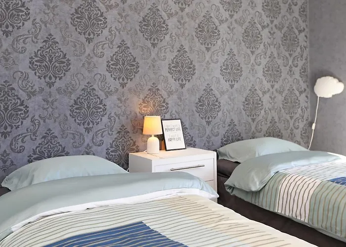 And Private House In Center